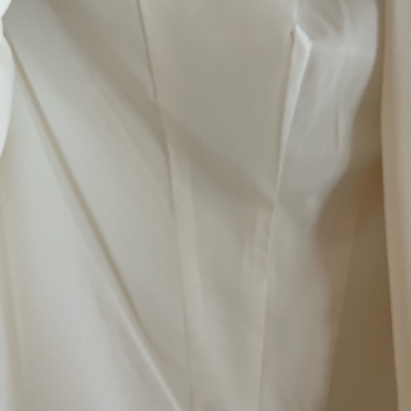 Stunning Winter White Blazer with Braided Sleeves - Picture 6 of 8